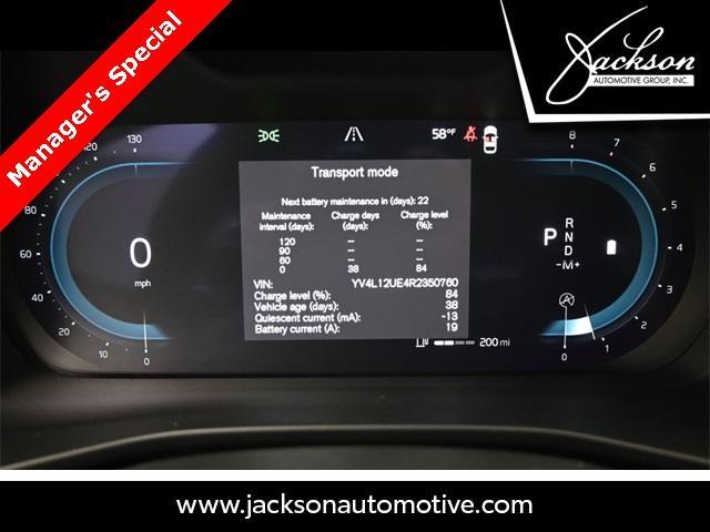 new 2024 Volvo XC40 car, priced at $46,829