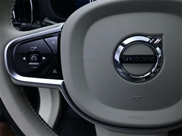 new 2025 Volvo XC60 car, priced at $53,135