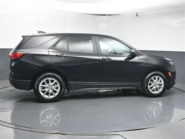 used 2024 Chevrolet Equinox car, priced at $23,119