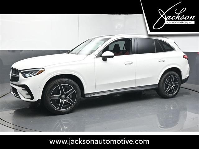 new 2025 Mercedes-Benz GLC 300 car, priced at $60,155