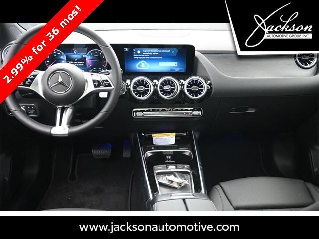 new 2025 Mercedes-Benz GLA 250 car, priced at $46,680