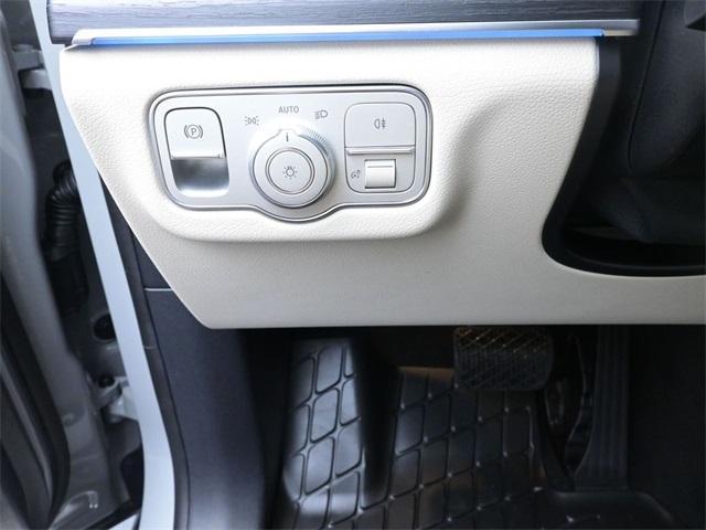new 2025 Mercedes-Benz GLE 350 car, priced at $74,960