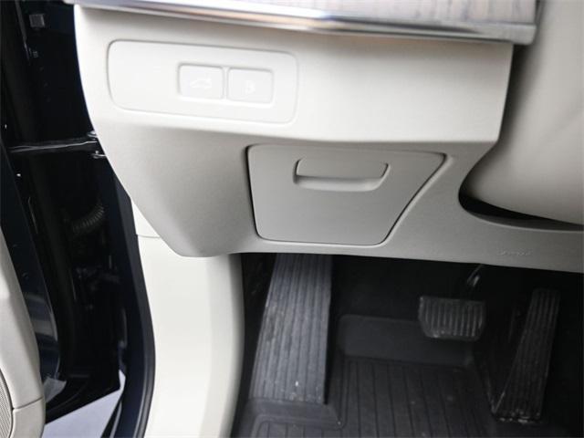 used 2024 Volvo XC90 Recharge Plug-In Hybrid car, priced at $62,755