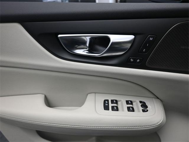 new 2026 Volvo V60 Cross Country car