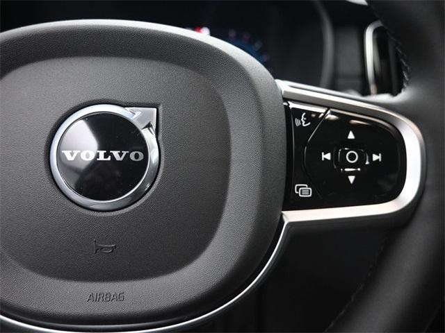 new 2025 Volvo XC90 car, priced at $65,145