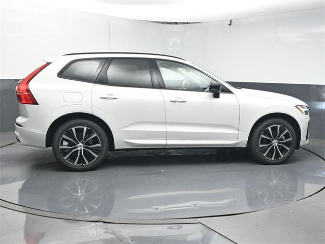 new 2025 Volvo XC60 car, priced at $54,975