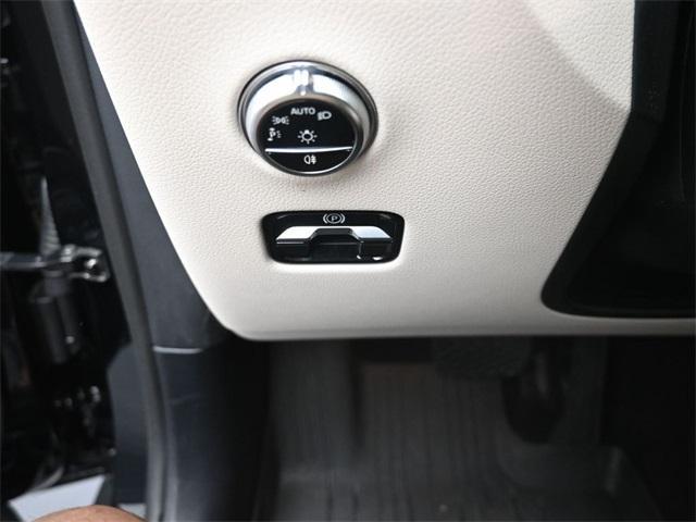 used 2024 Mercedes-Benz GLC 300 car, priced at $37,961