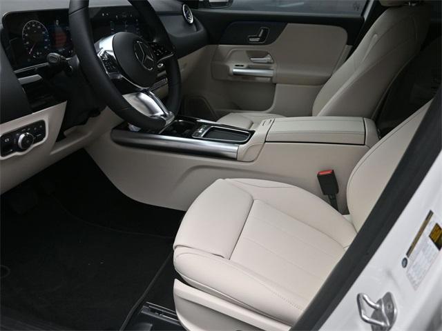new 2025 Mercedes-Benz GLA 250 car, priced at $44,345