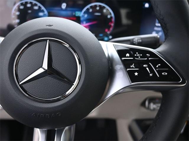new 2025 Mercedes-Benz GLA 250 car, priced at $44,345
