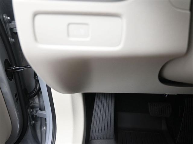 new 2025 Volvo XC60 car, priced at $55,360