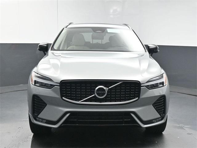 new 2025 Volvo XC60 car, priced at $55,360