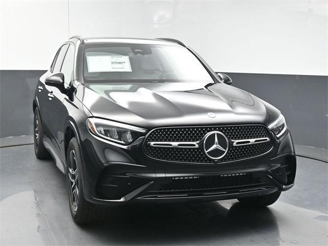 new 2025 Mercedes-Benz GLC 350e car, priced at $67,850
