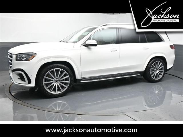new 2025 Mercedes-Benz GLS 450 car, priced at $100,100
