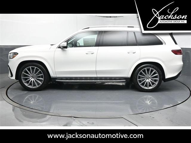 new 2025 Mercedes-Benz GLS 450 car, priced at $100,100