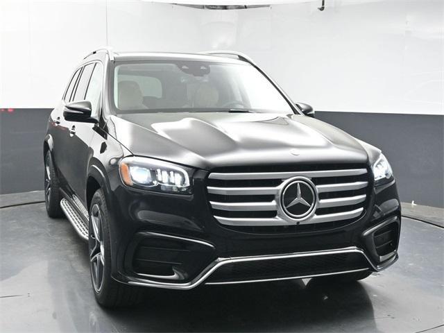 new 2025 Mercedes-Benz GLS 450 car, priced at $100,635