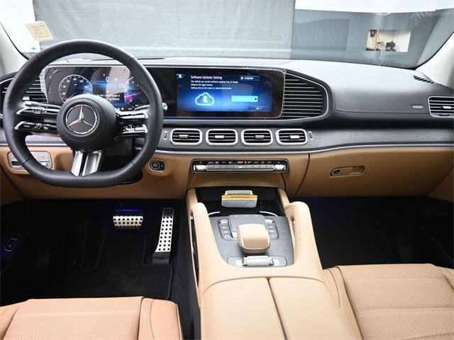 new 2025 Mercedes-Benz GLS 450 car, priced at $100,635