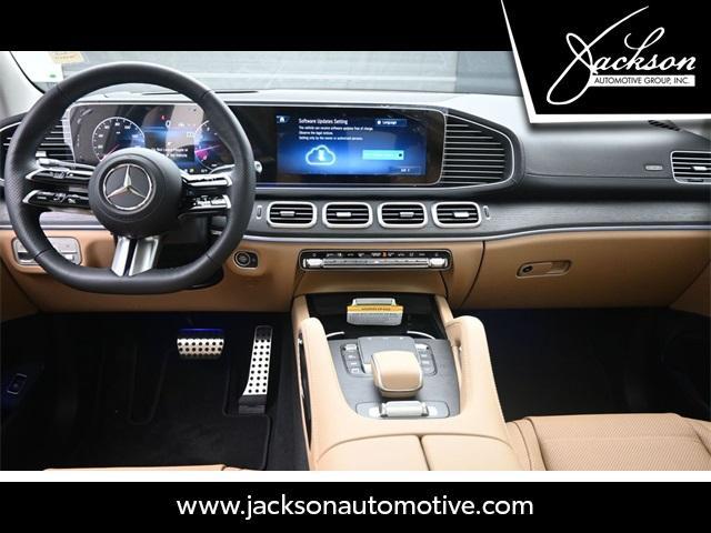 new 2025 Mercedes-Benz GLS 450 car, priced at $100,635