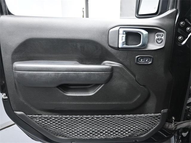 used 2022 Jeep Gladiator car, priced at $29,076