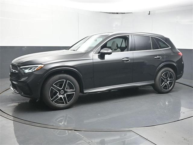 new 2026 Mercedes-Benz GLC 300 car, priced at $61,285