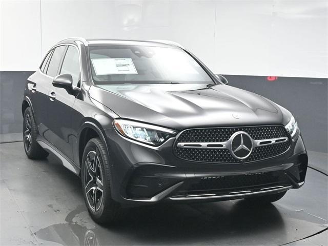 new 2026 Mercedes-Benz GLC 300 car, priced at $61,285