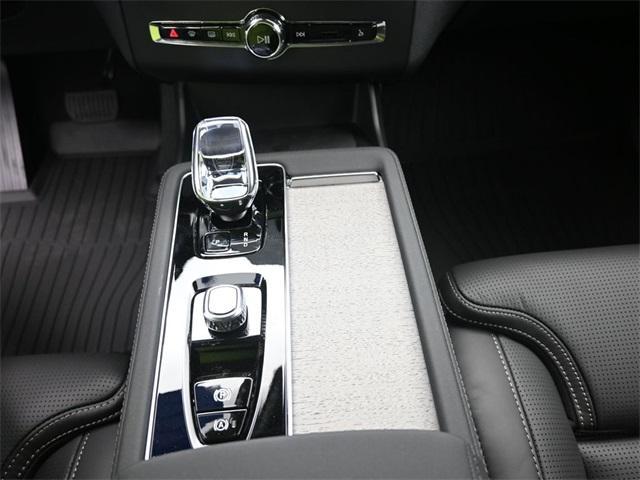 new 2025 Volvo XC90 Plug-In Hybrid car, priced at $82,405