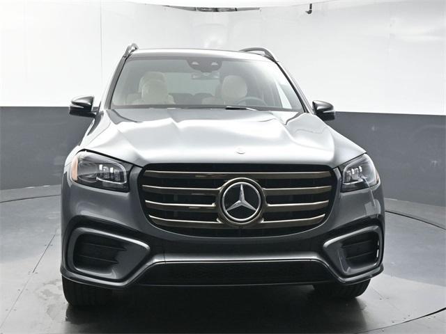 new 2025 Mercedes-Benz GLS 450 car, priced at $101,100