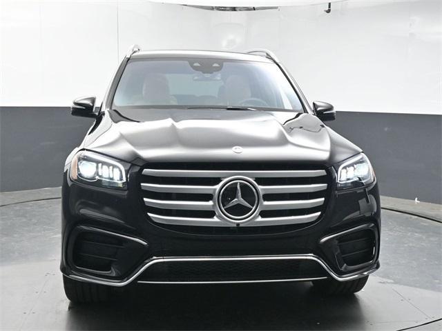 new 2025 Mercedes-Benz GLS 450 car, priced at $103,770