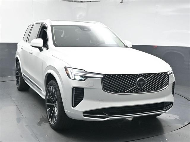 new 2025 Volvo XC90 car, priced at $69,155
