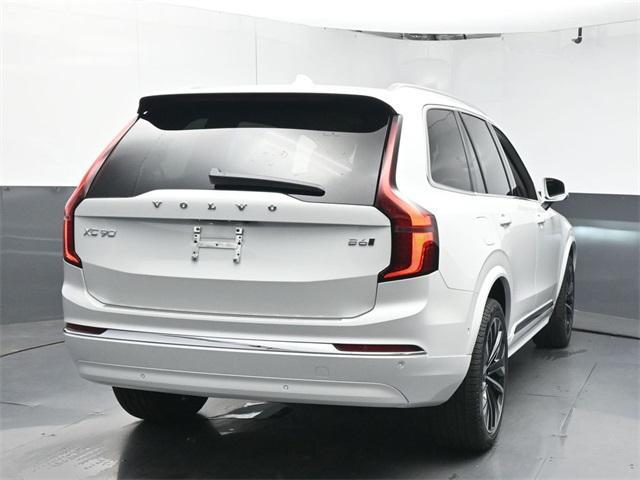 new 2025 Volvo XC90 car, priced at $69,155
