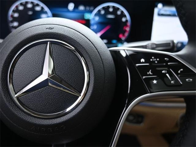 new 2025 Mercedes-Benz GLE 350 car, priced at $79,115
