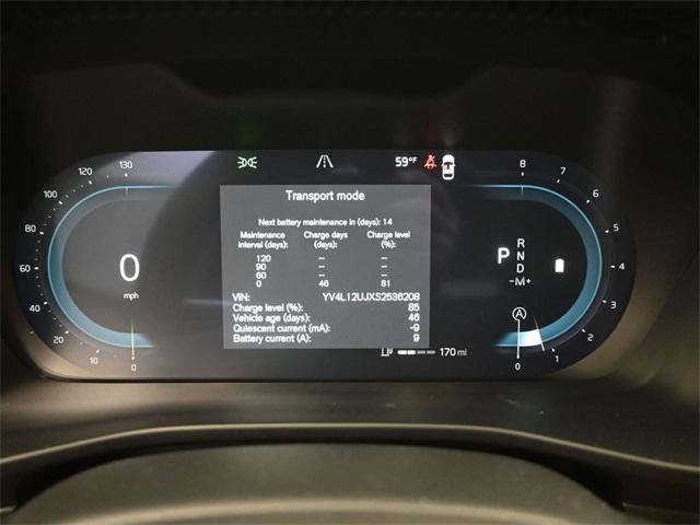 new 2025 Volvo XC40 car, priced at $45,465