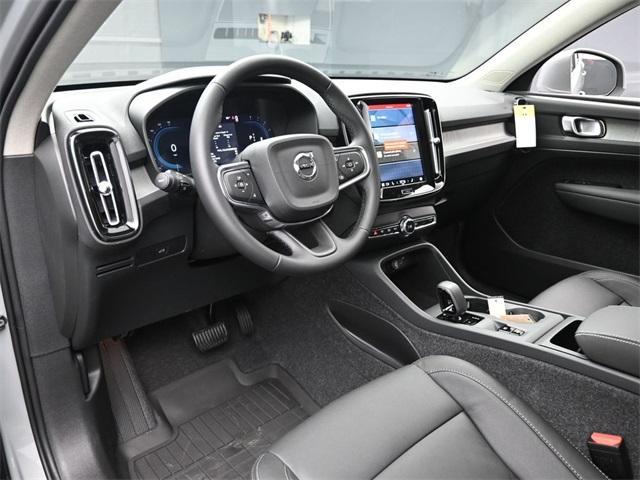 new 2025 Volvo XC40 car, priced at $45,465