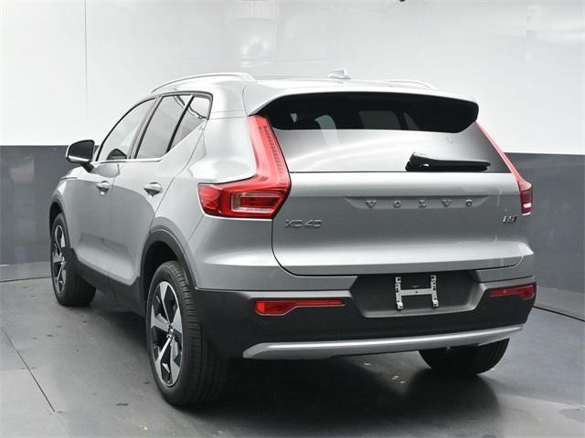 new 2025 Volvo XC40 car, priced at $45,465