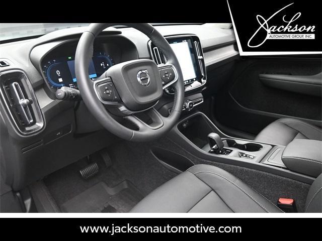 used 2025 Volvo XC40 car, priced at $32,250