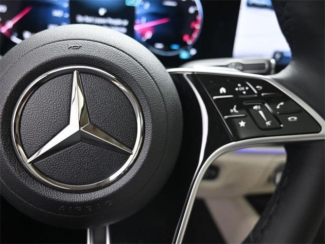 new 2025 Mercedes-Benz GLE 450 car, priced at $82,450