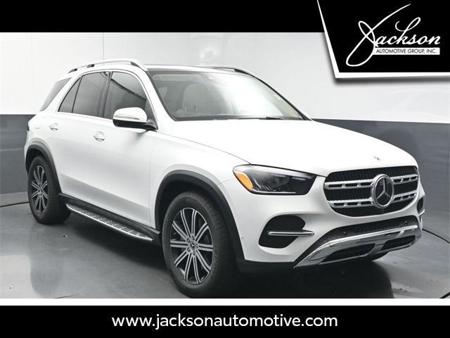 new 2025 Mercedes-Benz GLE 450 car, priced at $82,450