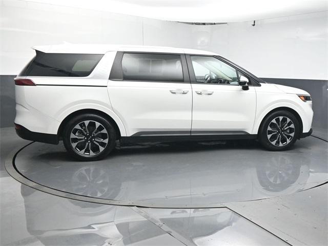 used 2024 Kia Carnival car, priced at $34,529