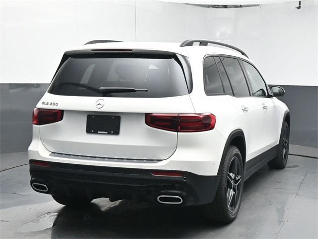 new 2025 Mercedes-Benz GLB 250 car, priced at $53,585
