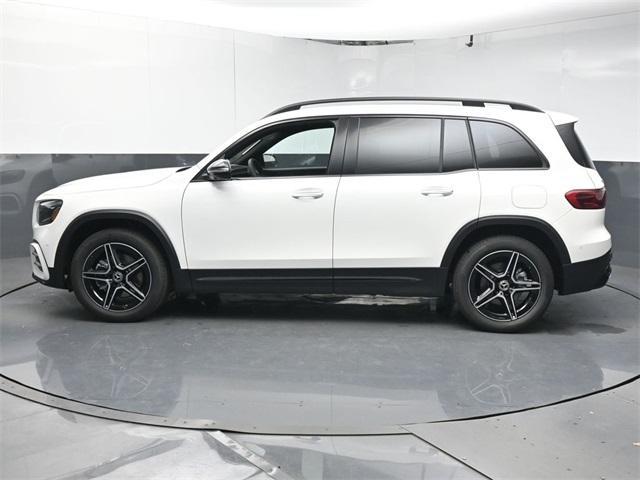 new 2025 Mercedes-Benz GLB 250 car, priced at $53,585