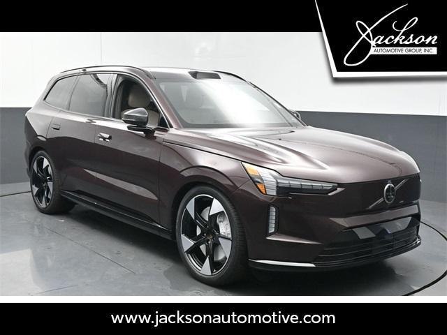 new 2025 Volvo EX90 car, priced at $95,140