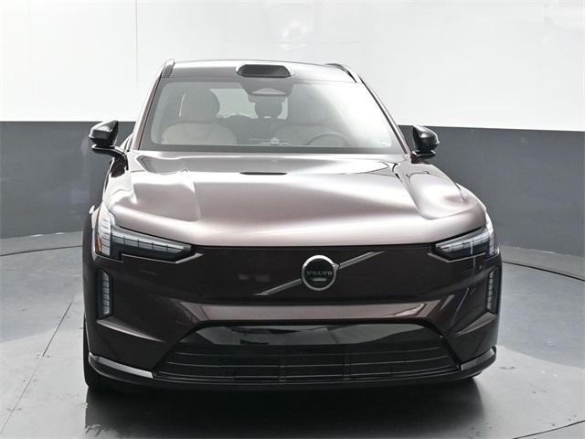 new 2025 Volvo EX90 car, priced at $95,140