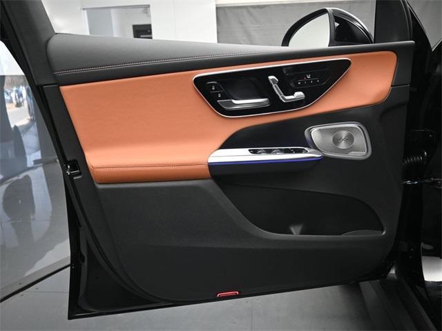 new 2025 Mercedes-Benz GLC 300 car, priced at $56,085