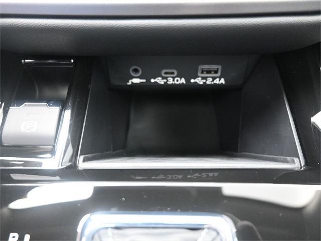 new 2025 Subaru Legacy car