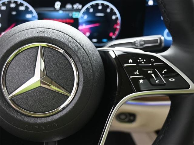 new 2025 Mercedes-Benz GLE 350 car, priced at $75,085