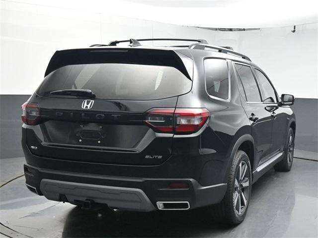 used 2023 Honda Pilot car, priced at $45,444