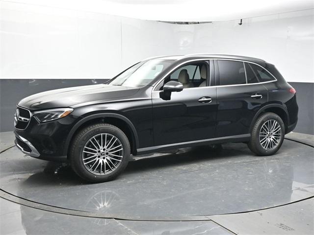 new 2025 Mercedes-Benz GLC 300 car, priced at $53,235