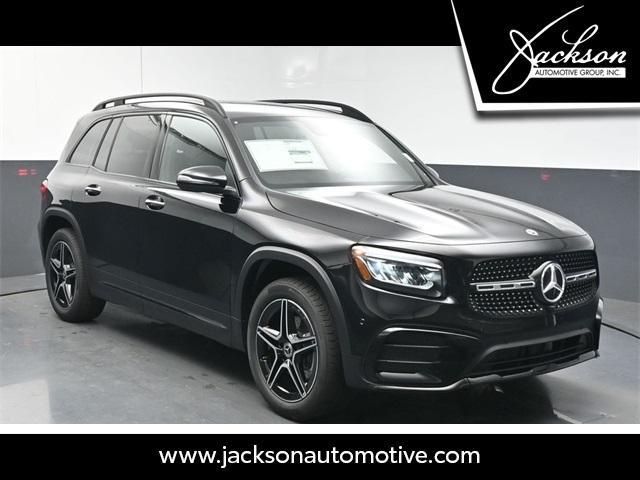 new 2025 Mercedes-Benz GLB 250 car, priced at $51,050