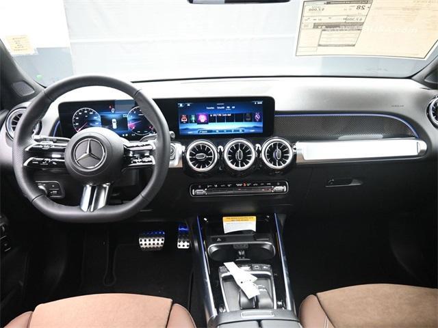 new 2025 Mercedes-Benz GLB 250 car, priced at $51,050
