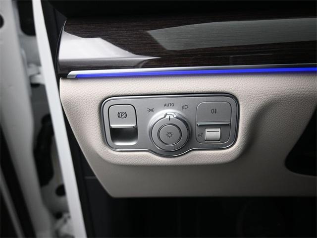 new 2025 Mercedes-Benz GLE 350 car, priced at $73,700