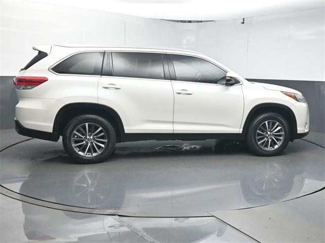 used 2019 Toyota Highlander car, priced at $27,142